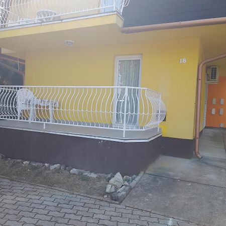 Berkenye Apartman Apartment ซาลาคาโรส ภายนอก รูปภาพ