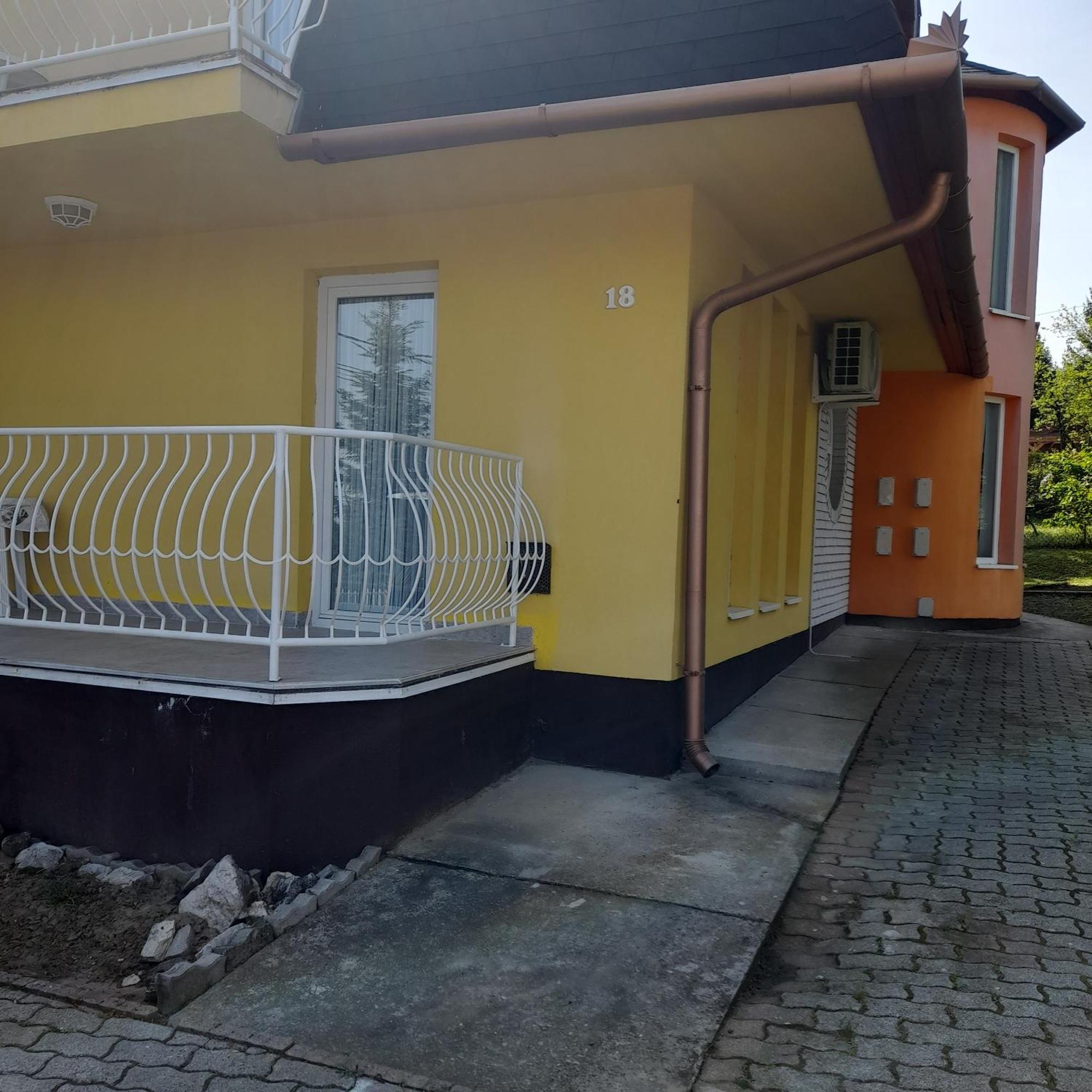 Berkenye Apartman Apartment ซาลาคาโรส ภายนอก รูปภาพ