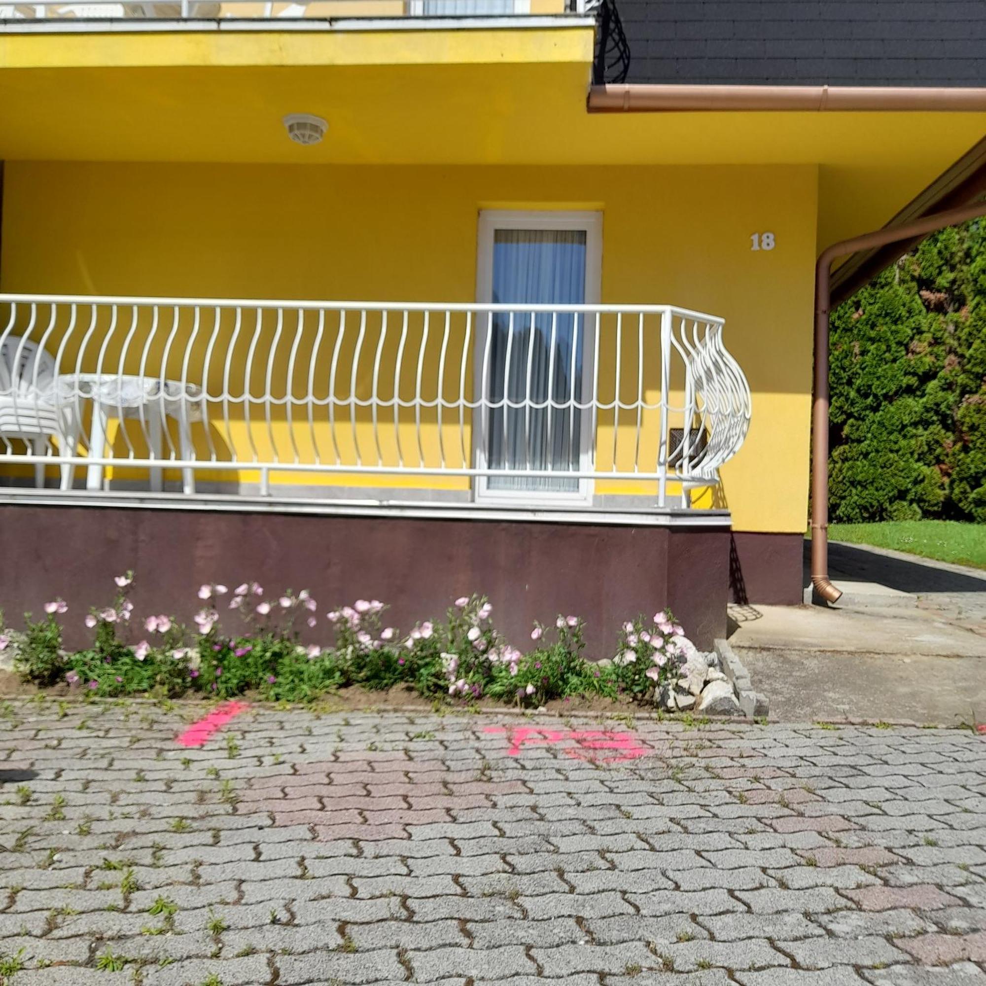 Berkenye Apartman Apartment ซาลาคาโรส ภายนอก รูปภาพ